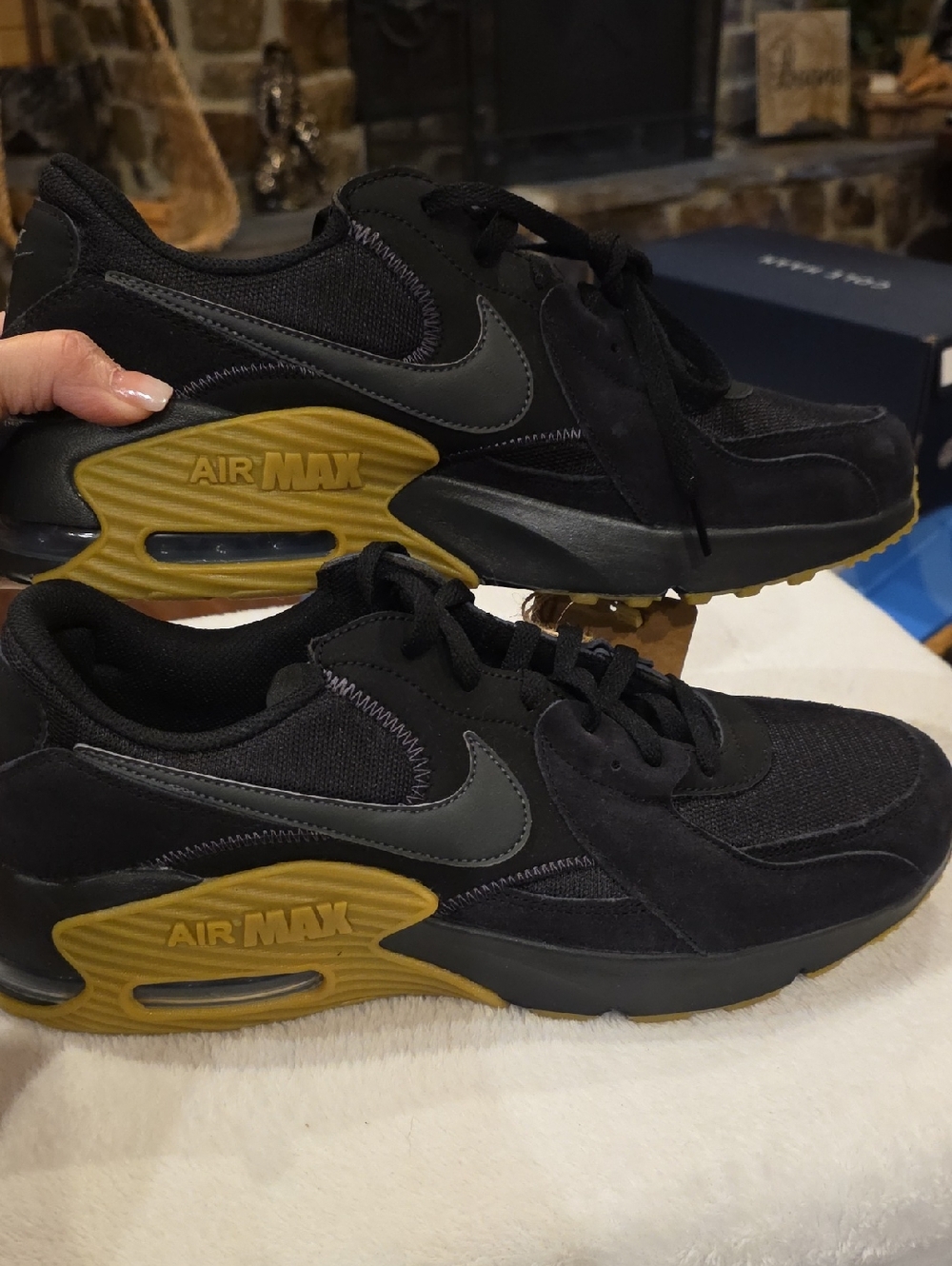 New. Nike Air Max Men’s Black Sneakers with Gum Accents
